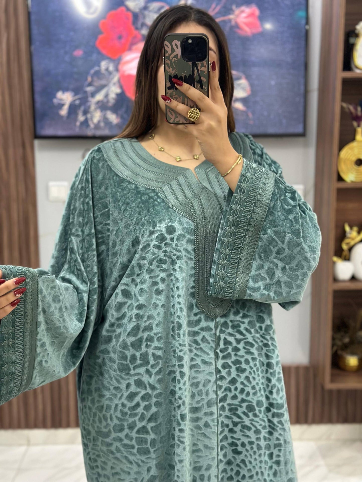 ✨ Caftan Velours Brodé – Élégance & Confort ✨