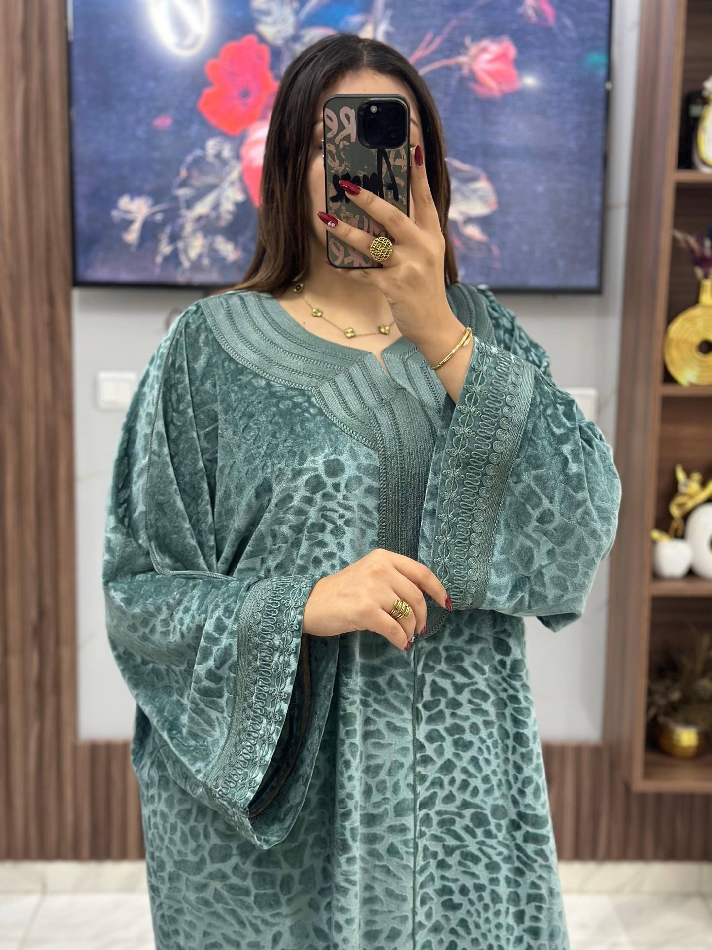 ✨ Caftan Velours Brodé – Élégance & Confort ✨